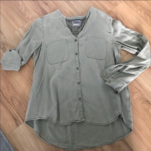 Anthropologie Holding Horses Button Down - Picture 5 of 5